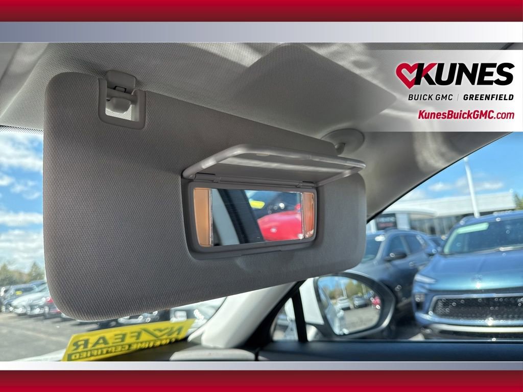 Used 2024 Buick Envision Preferred AWD/4WD image 27