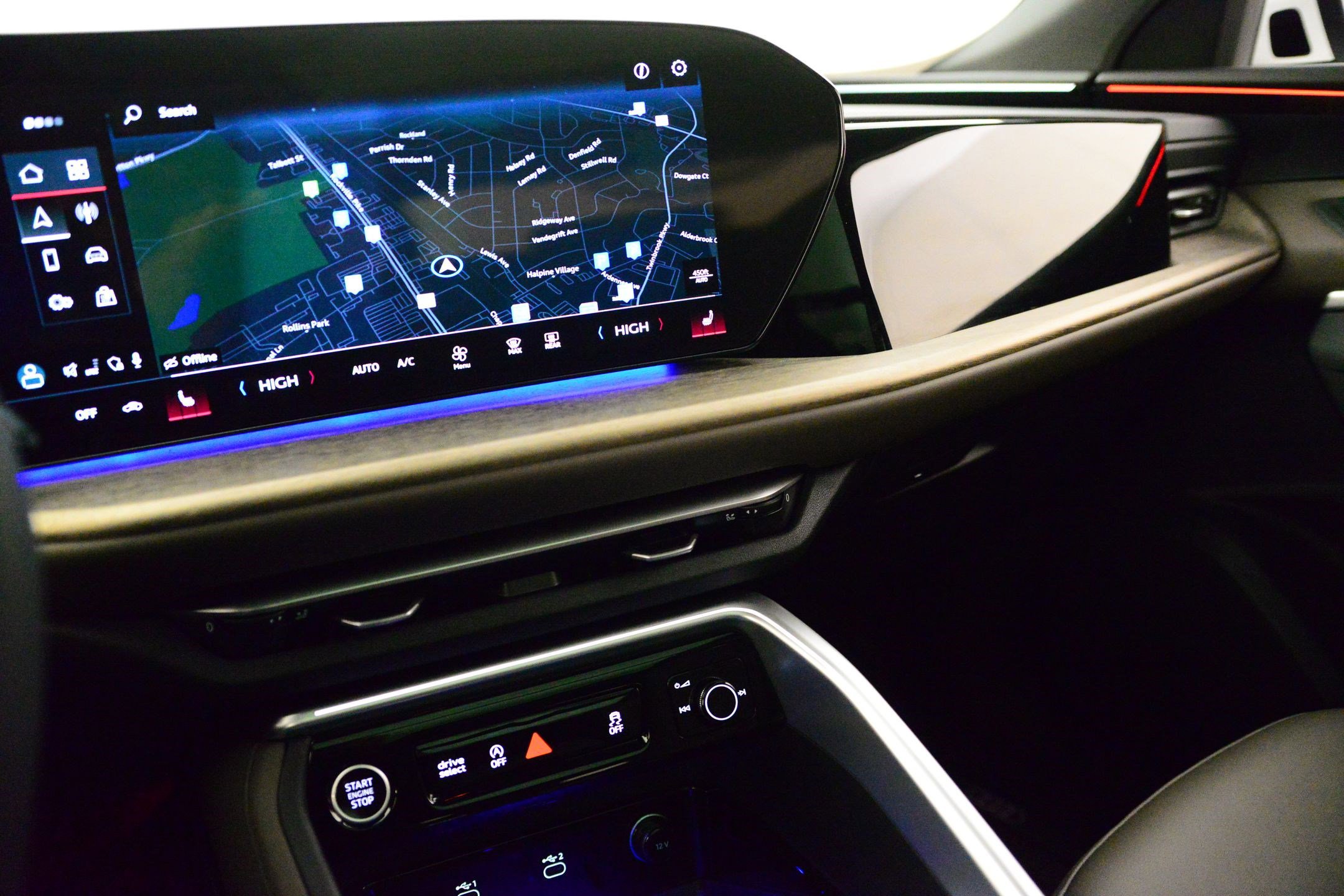 Certified 2025 Audi Q5 Premium w/ Convenience Package image 27