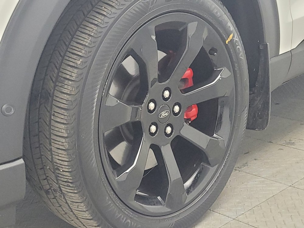 Used 2020 Ford Explorer ST w/ ST Street Pack image 31