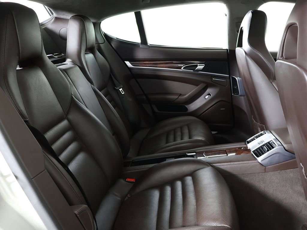 Used 2013 Porsche Panamera AWD/4WD image 37