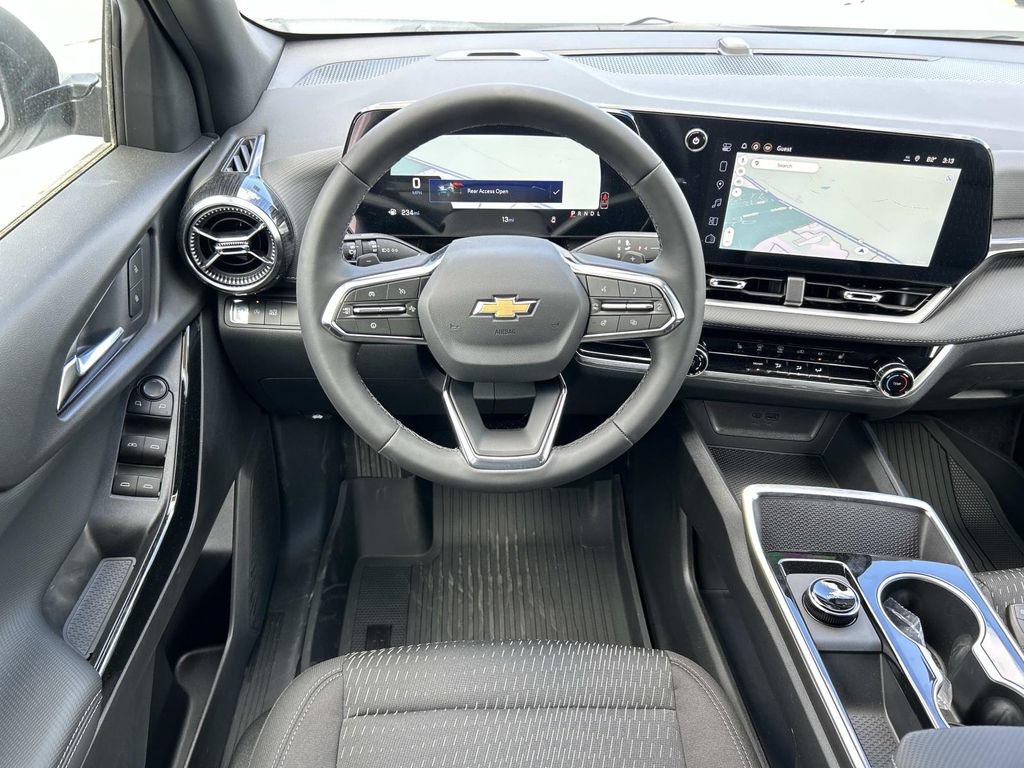 New 2026 Chevrolet Equinox LT w/ LPO, Floor Liner Package FWD image 4