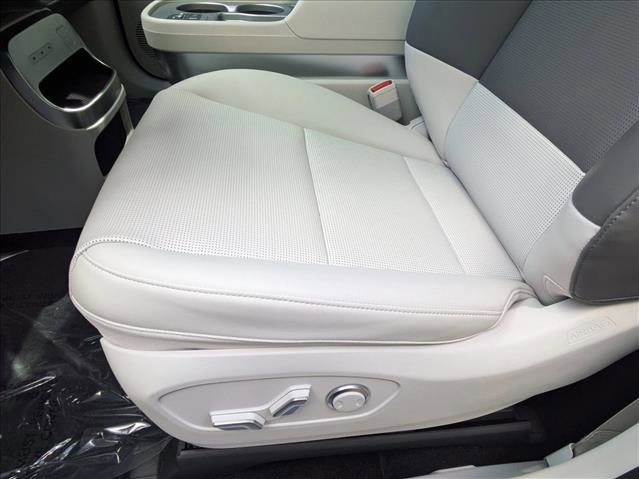 New 2026 Hyundai Ioniq 9 SEL image 4