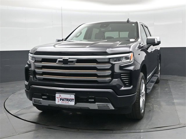 Used 2022 Chevrolet Silverado 1500 High Country w/ High Country Premium Package image 8