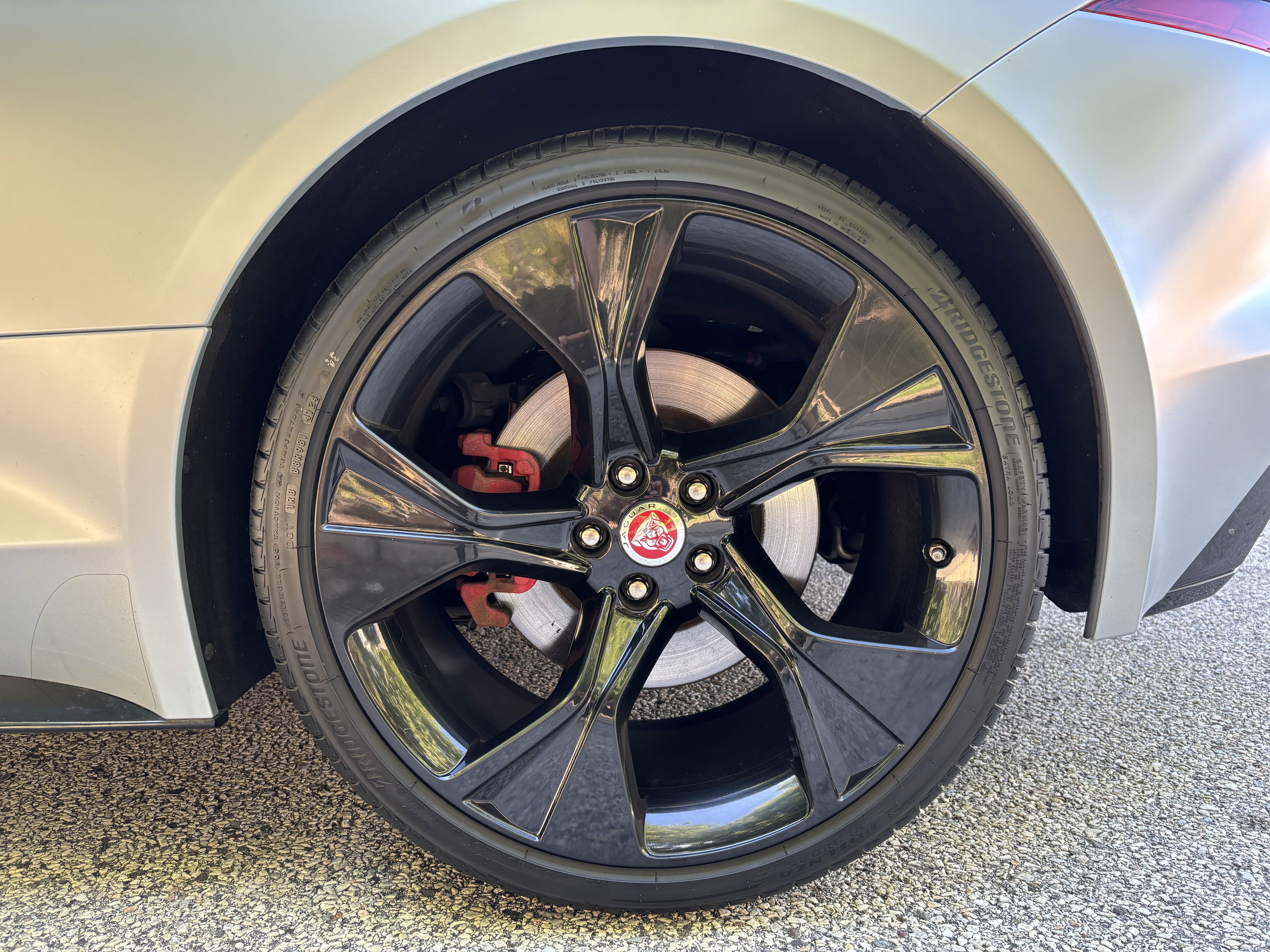 Used 2021 Jaguar F-TYPE R-Dynamic image 12