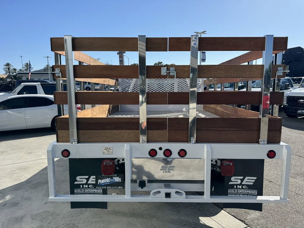 New 2024 Ford F550 4x4 SuperCab Super Duty image 12