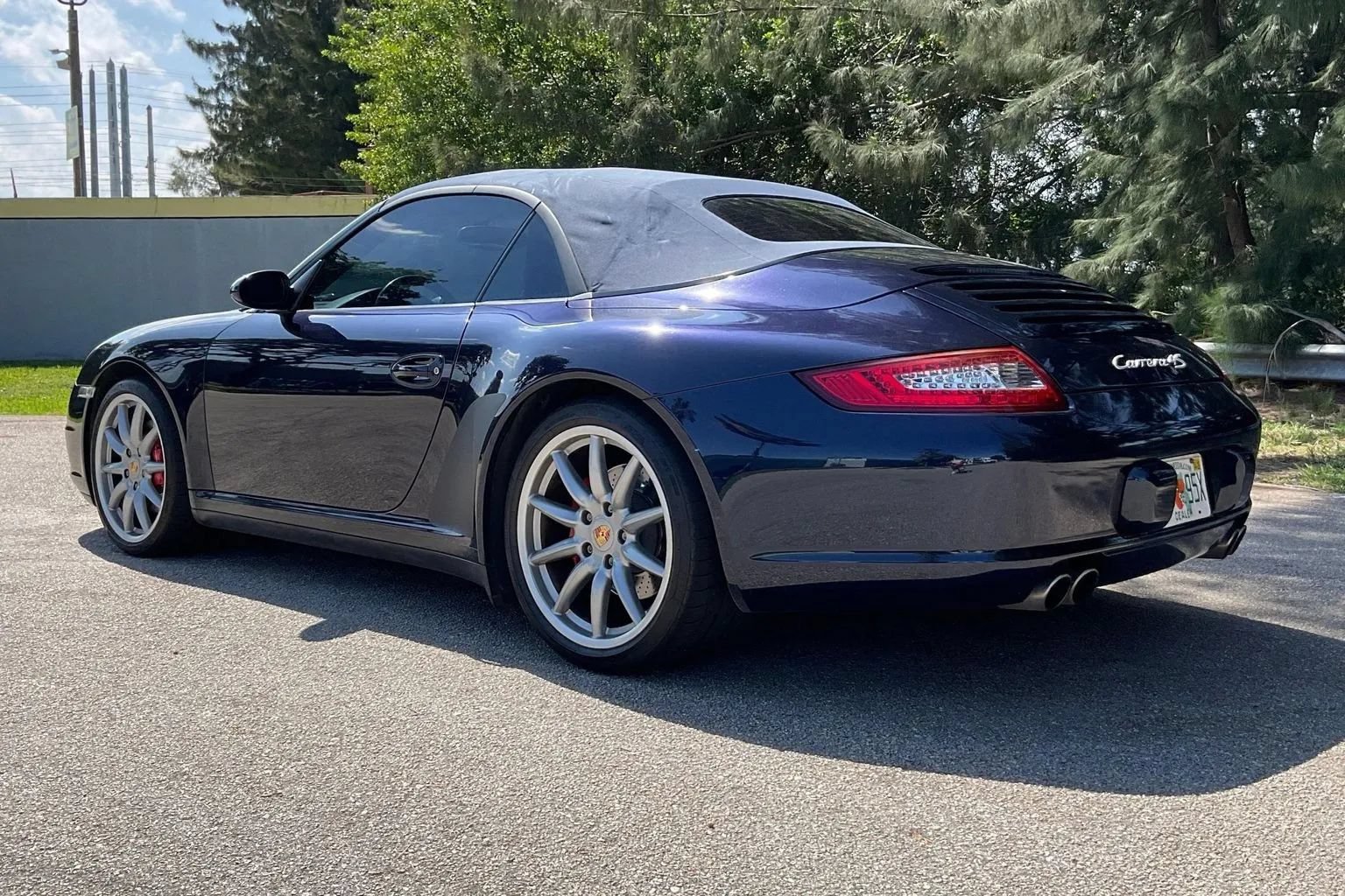 Used 2006 Porsche 911 Carrera 4S AWD/4WD image 46