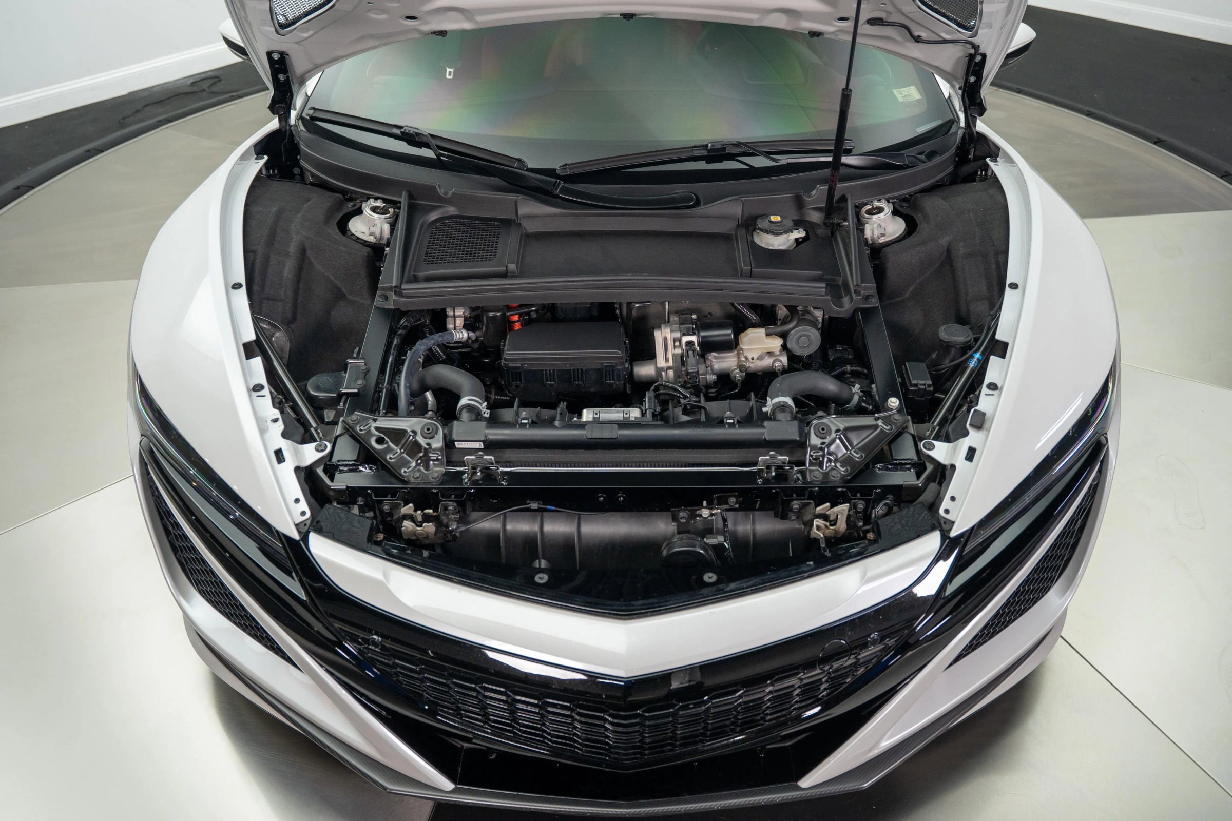 Used 2017 Acura NSX image 15