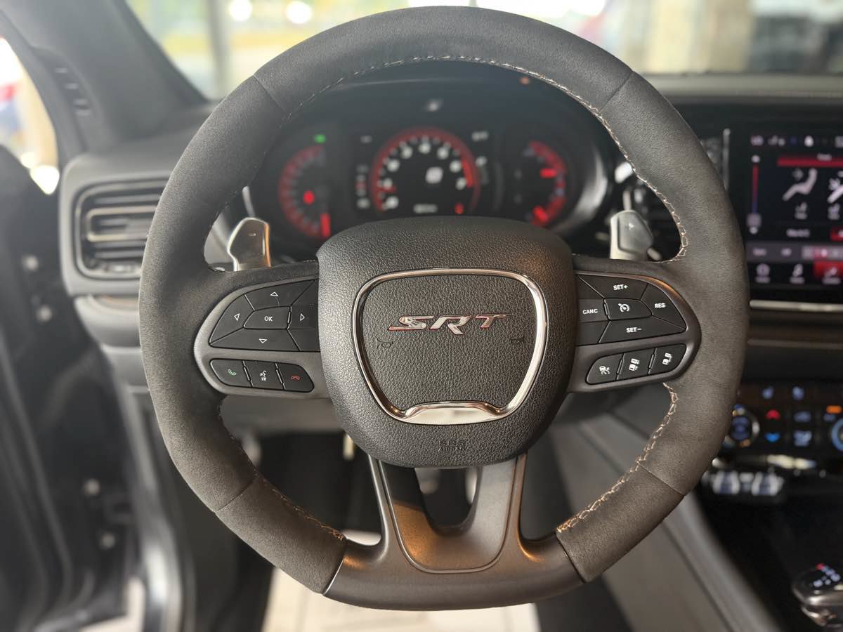 Used 2025 Dodge Durango SRT Hellcat AWD/4WD image 43