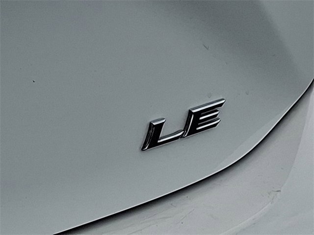 Used 2025 Toyota Camry LE image 31