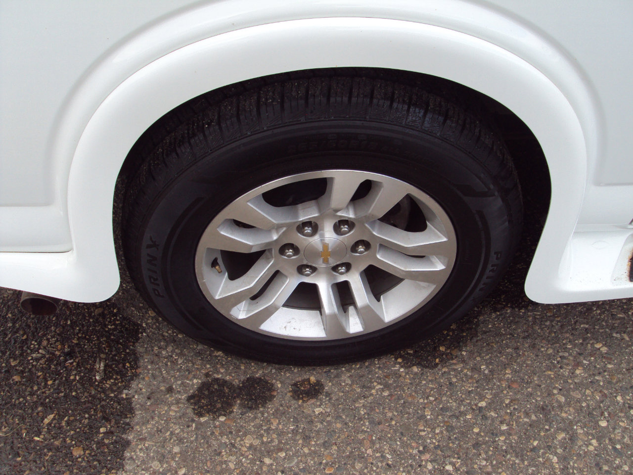 Used 2014 Chevrolet Express 1500 AWD image 38