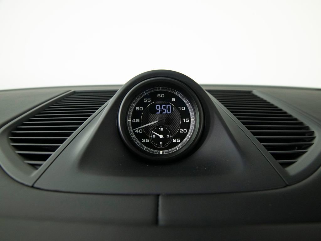 New 2026 Porsche Macan Turbo image 26