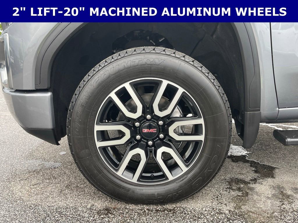 Used 2021 GMC Sierra 1500 AT4 w/ AT4 Preferred Package AWD/4WD image 2