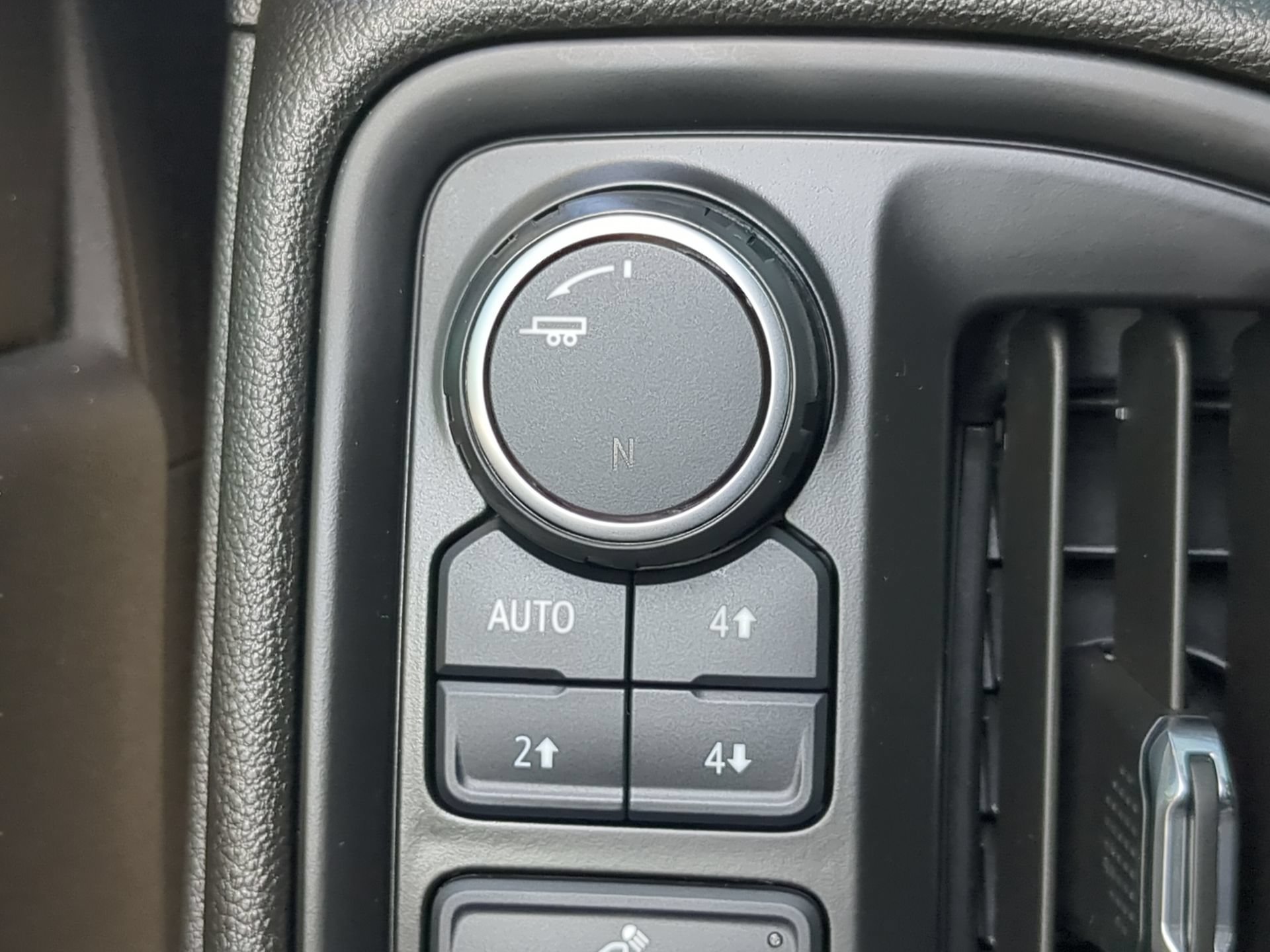 Used 2019 Chevrolet Silverado 1500 Custom Trail Boss w/ Custom Convenience Package AWD/4WD image 61