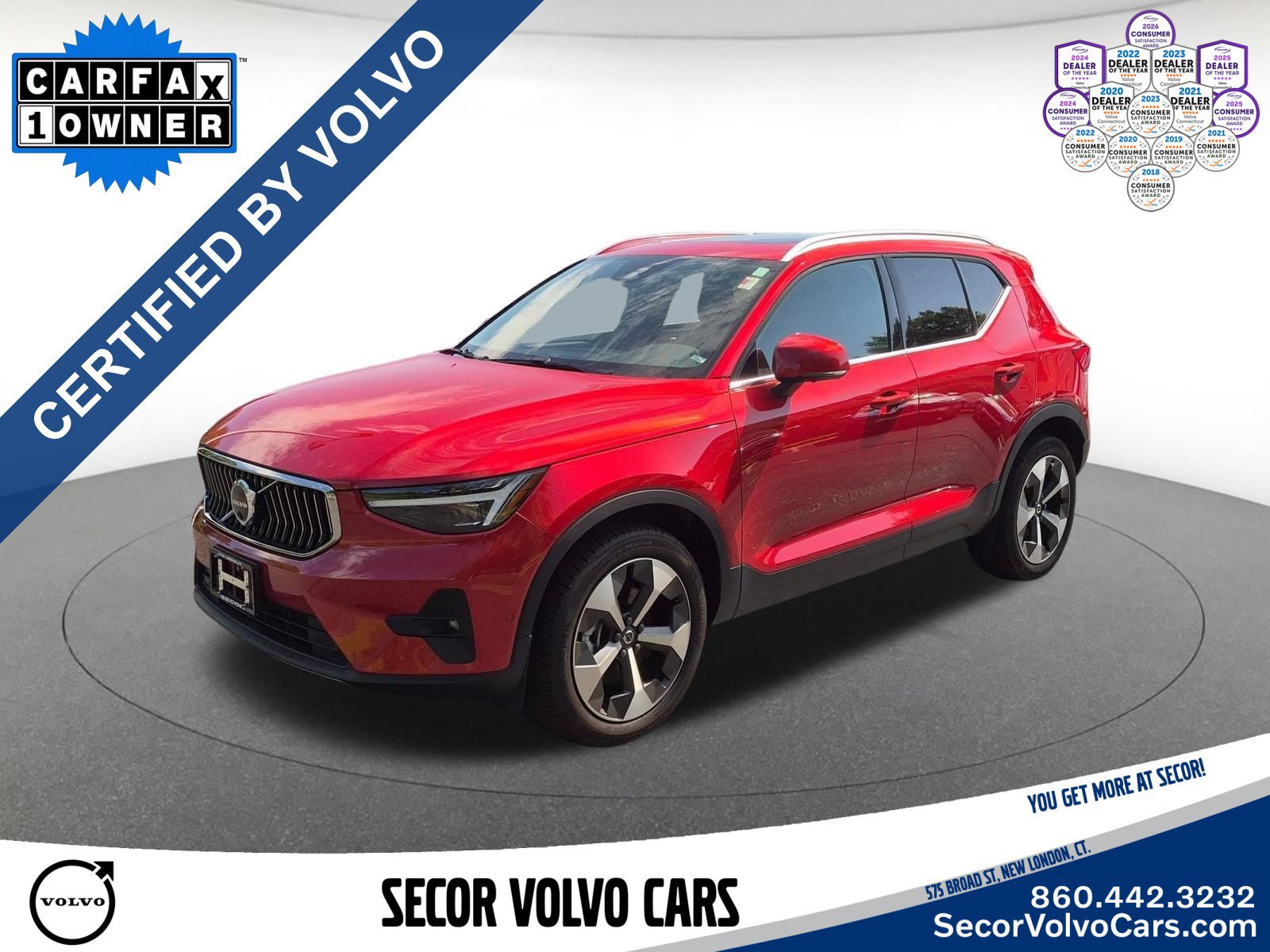 Used 2024 Volvo XC40 B5 Plus w/ Protection Package Premier AWD/4WD image 1