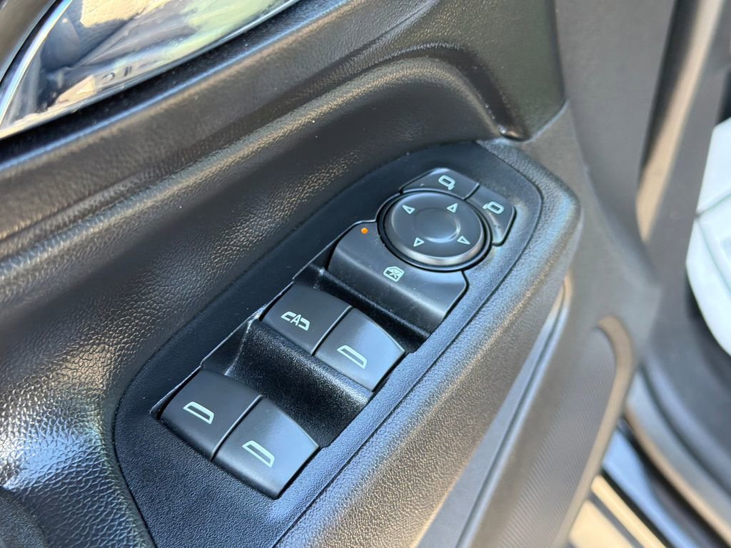 Used 2019 Chevrolet Equinox LT image 21