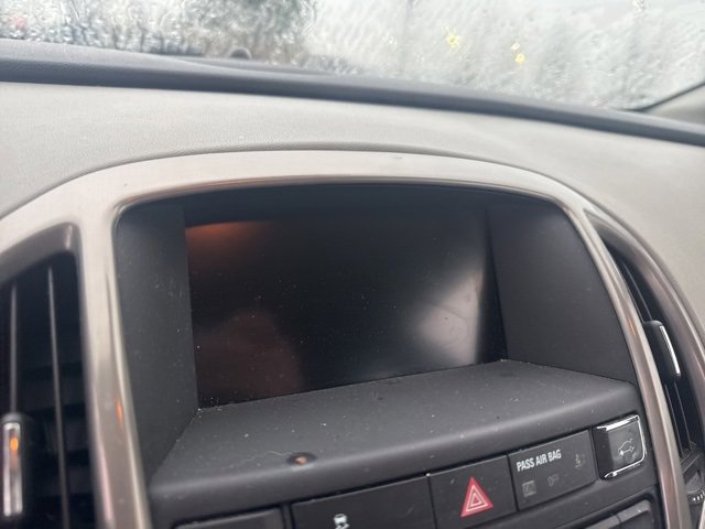 Used 2013 Buick Verano image 35