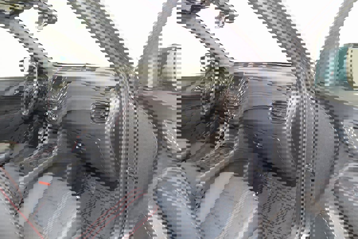 Used 2022 Chevrolet Equinox RS image 40