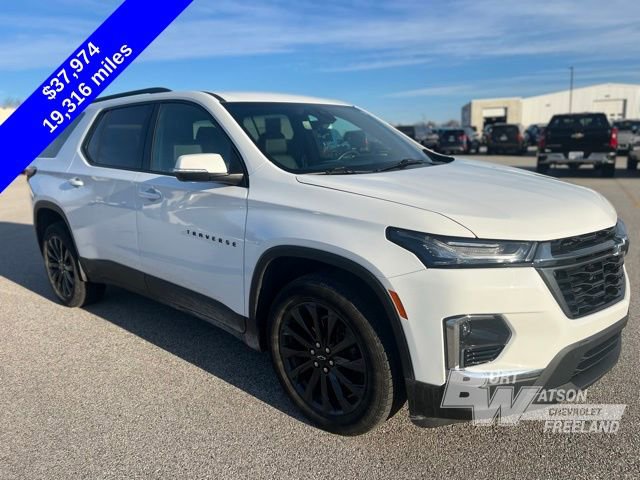 Used 2023 Chevrolet Traverse RS w/ LPO, Floor Liner Package image 8