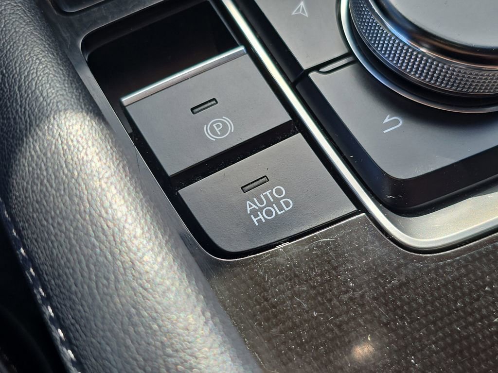 Used 2023 MAZDA MAZDA3 s image 31