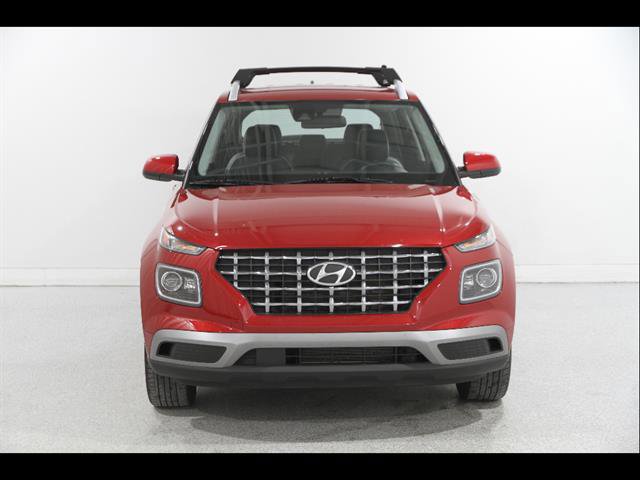 Certified 2022 Hyundai Venue Limited image 2
