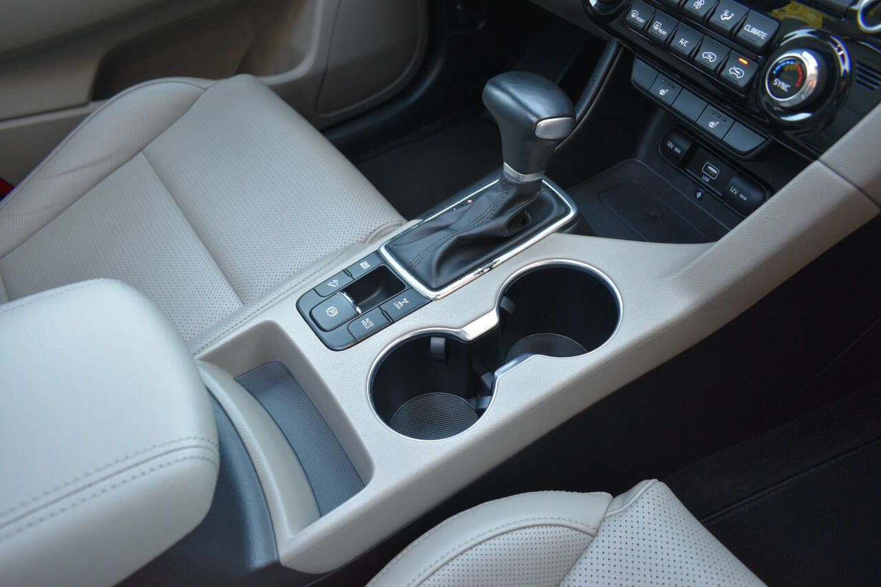 Used 2022 Kia Sportage Nightfall Edition w/ Nighfall AWD Premium Package image 25