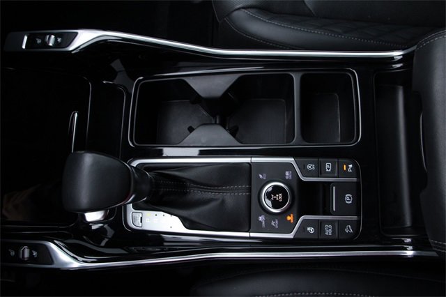 Used 2022 Kia Sorento SX Prestige image 24