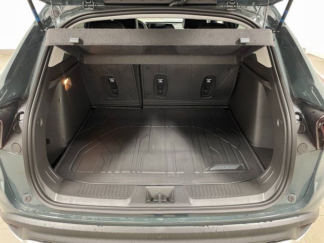 New 2026 Chevrolet Trax LT w/ Driver Confidence Package FWD image 24