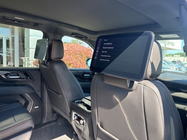 New 2025 GMC Yukon XL AT4 w/ AT4 Premium Plus Package image 34