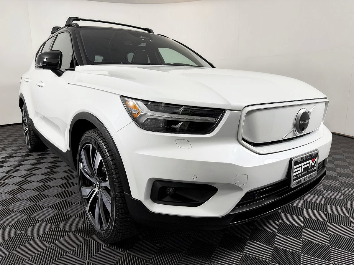 Used 2021 Volvo XC40 P8 Recharge w/ Advanced Package AWD/4WD image 5