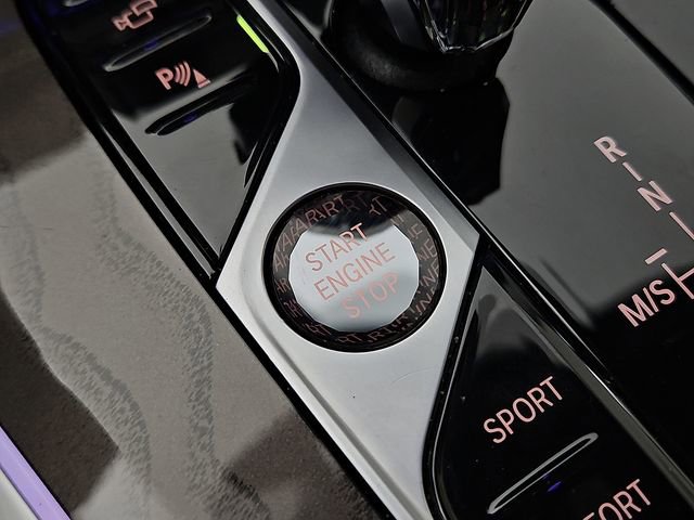 Used 2022 BMW X5 sDrive40i w/ M Sport Package RWD image 24