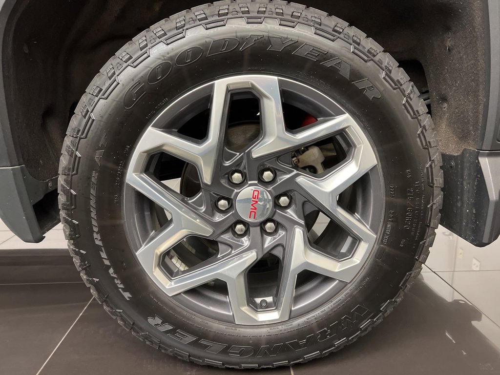 Used 2023 GMC Sierra 1500 SLT image 7