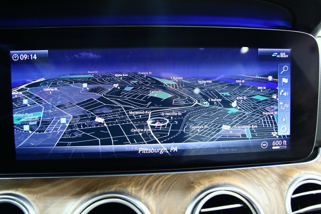 Used 2020 Mercedes-Benz E 350 4MATIC Sedan image 11