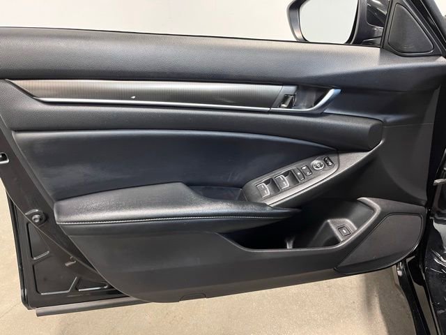 Used 2018 Honda Accord Sport image 20