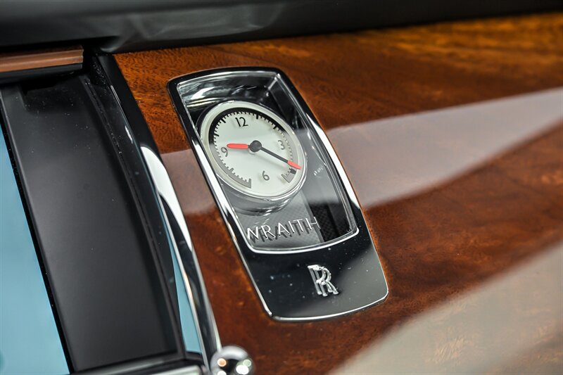 Used 2015 Rolls-Royce Wraith RWD image 35