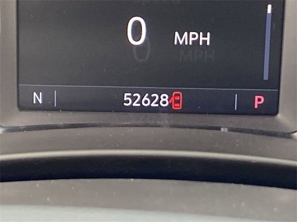 Used 2024 GMC Terrain SLT w/ LPO, Floor Liner Package image 34