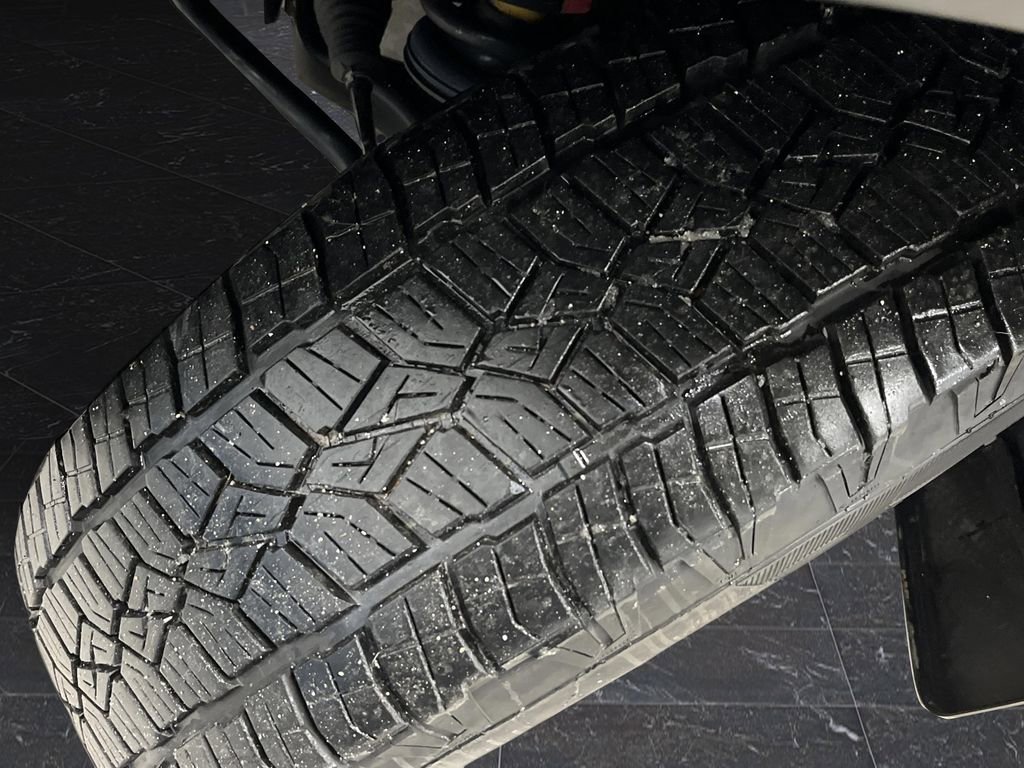 Used 2024 Nissan Titan PRO-4X w/ Pro-4x Utility Package image 37