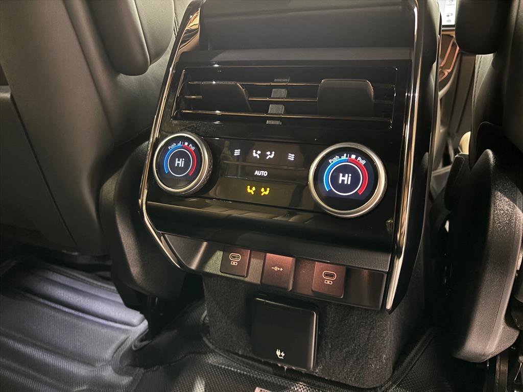 Used 2024 Land Rover Range Rover Sport Autobiography image 36