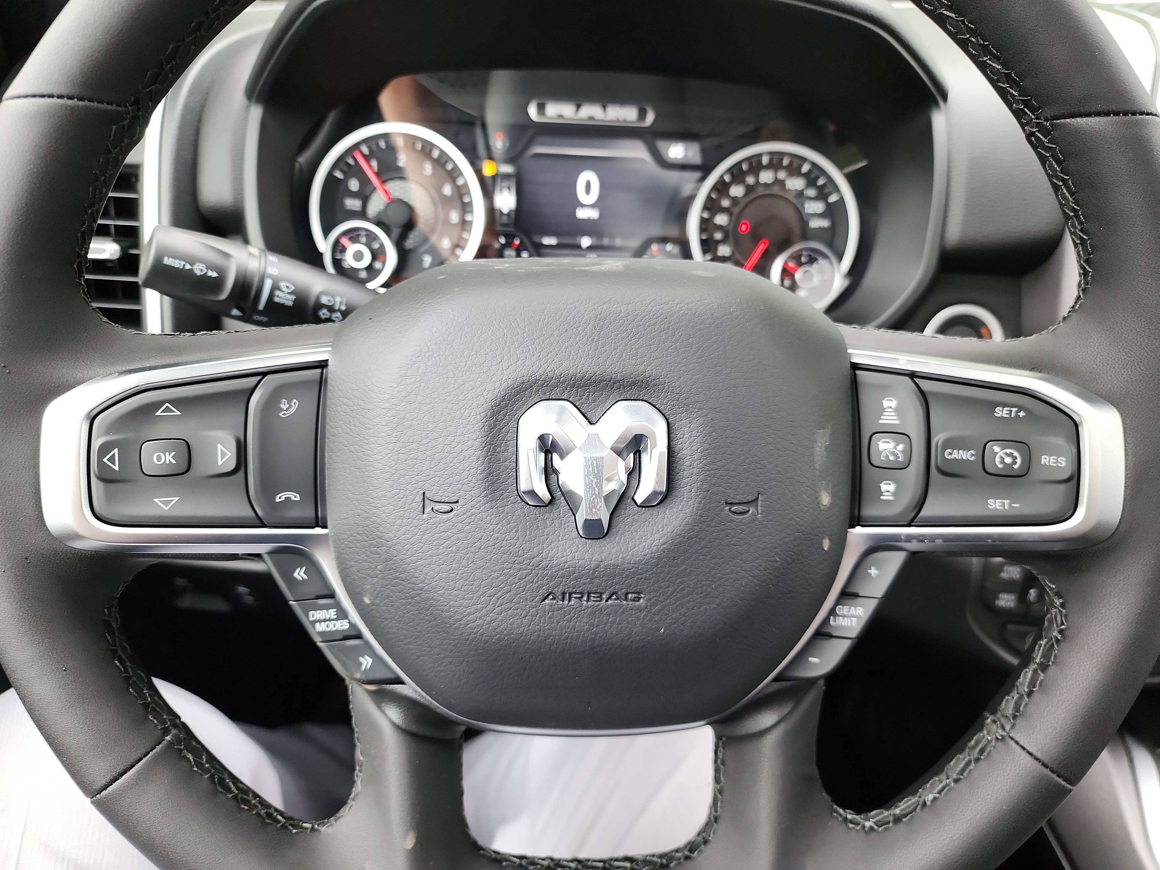New 2026 RAM 1500 Big Horn AWD/4WD image 11
