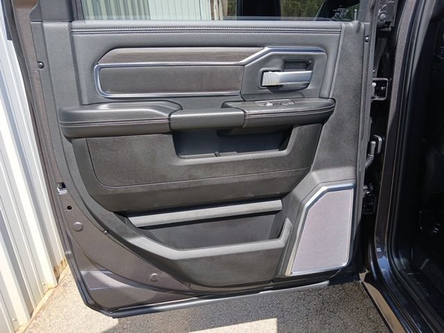 New 2026 RAM 3500 Big Horn w/ Laramie Trim Package AWD/4WD image 16
