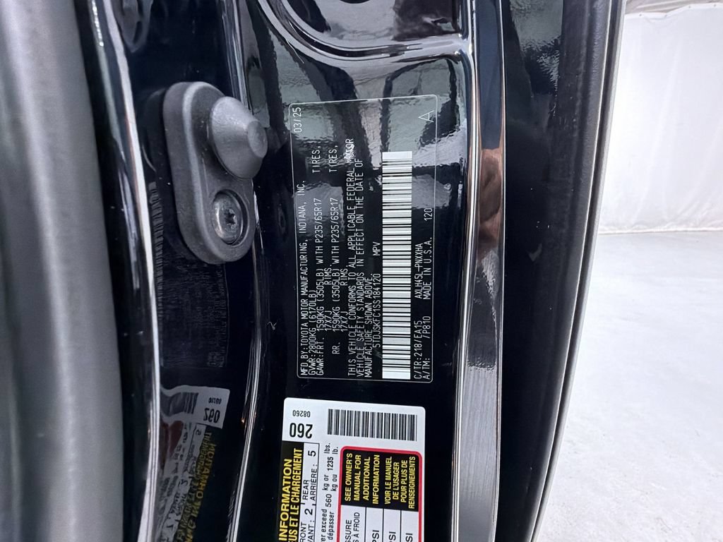 Certified 2025 Toyota Sienna XLE w/ XLE Plus Package AWD/4WD image 15