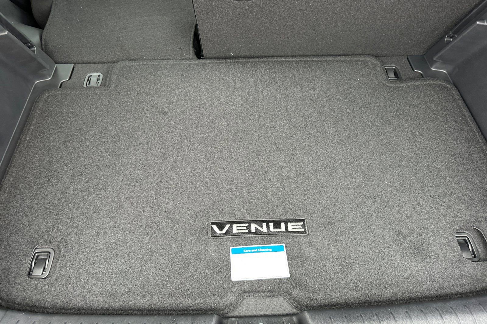 New 2025 Hyundai Venue SEL image 14