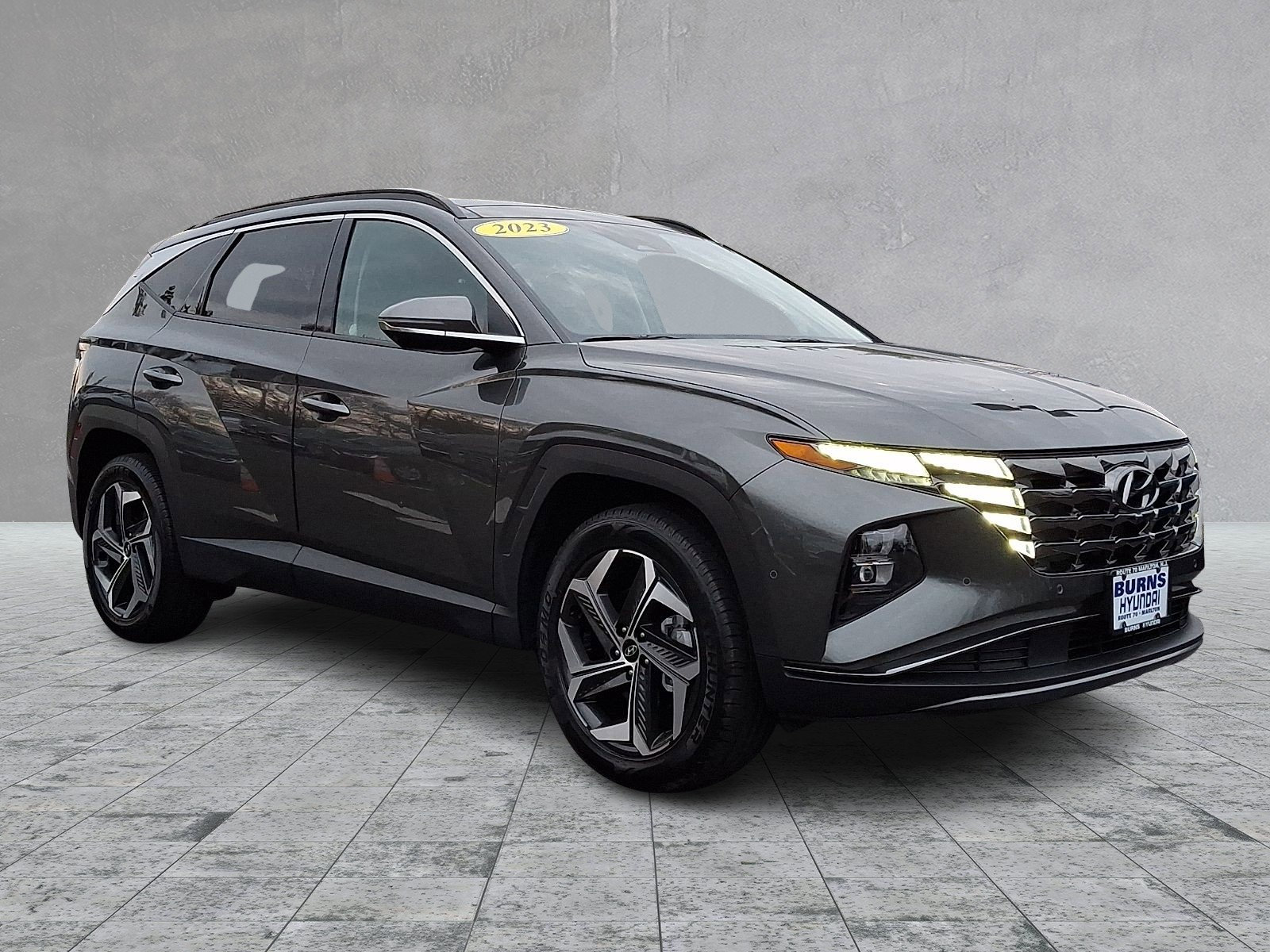 Certified 2023 Hyundai Tucson Limited w/ Cargo Package AWD/4WD image 2