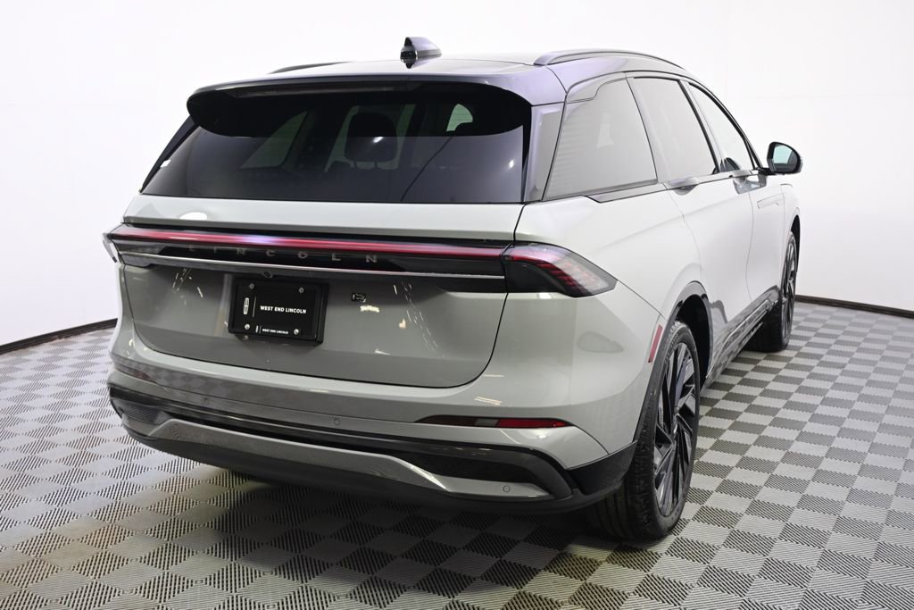 New 2026 Lincoln Nautilus Reserve image 6