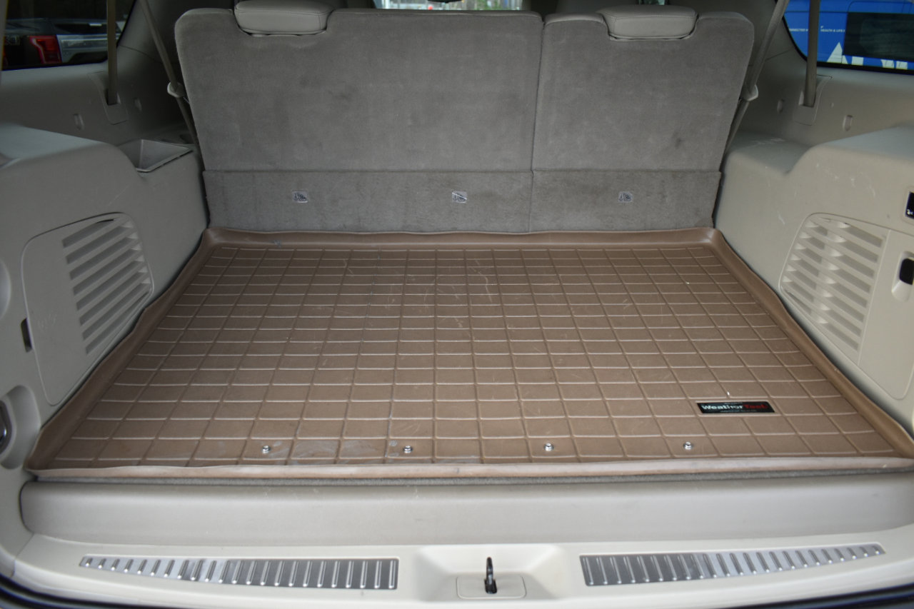 Used 2020 Cadillac Escalade ESV Premium Luxury image 50