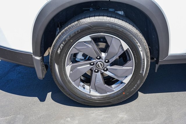 New 2026 Nissan Rogue SV image 9