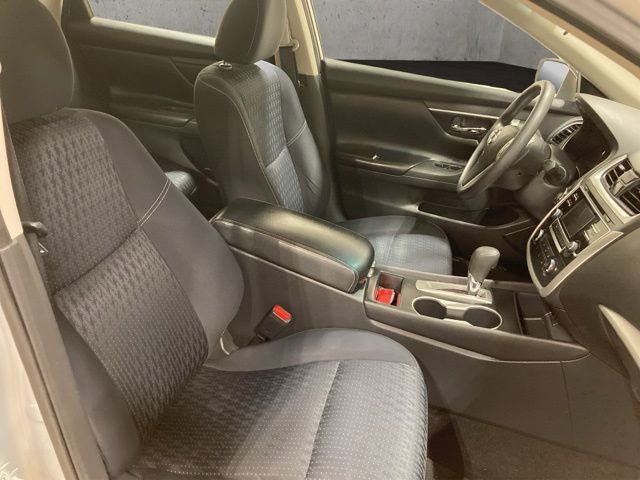 Used 2017 Nissan Altima 2.5 S w/ Power Driver Seat Package image 22