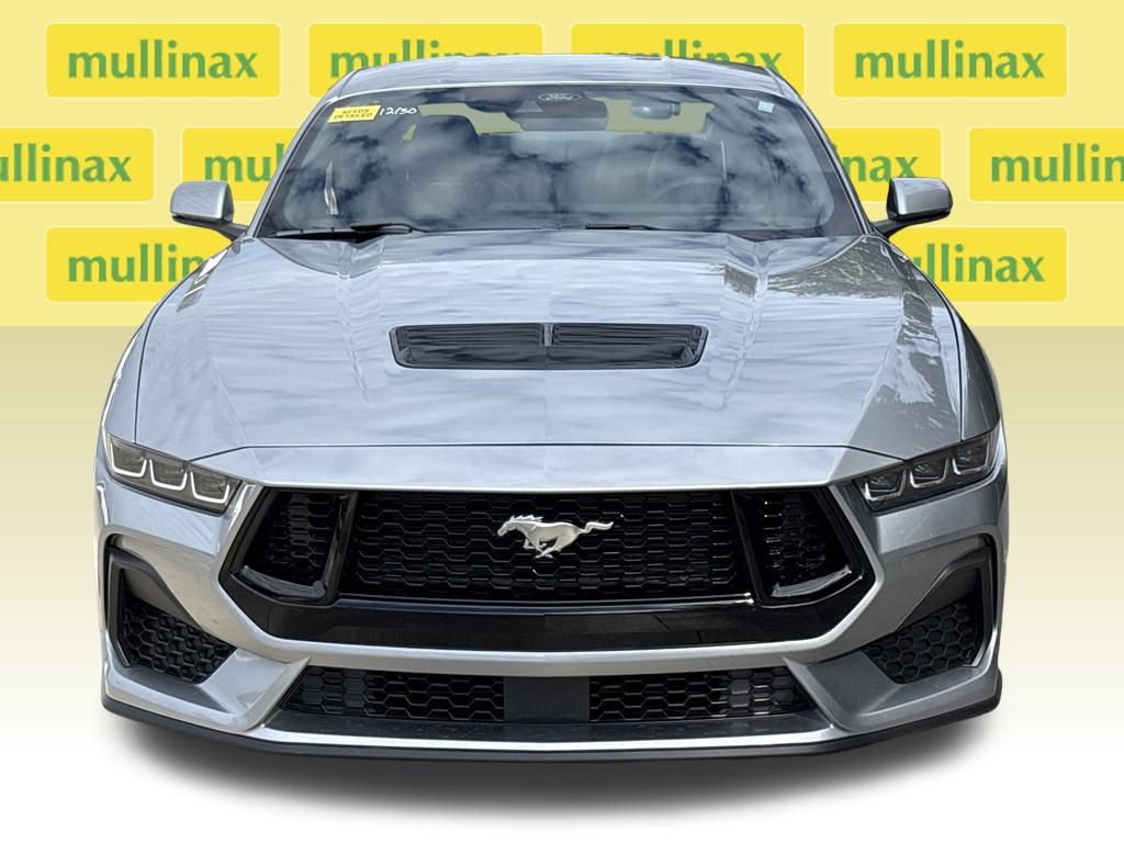 Used 2024 Ford Mustang GT Premium image 14
