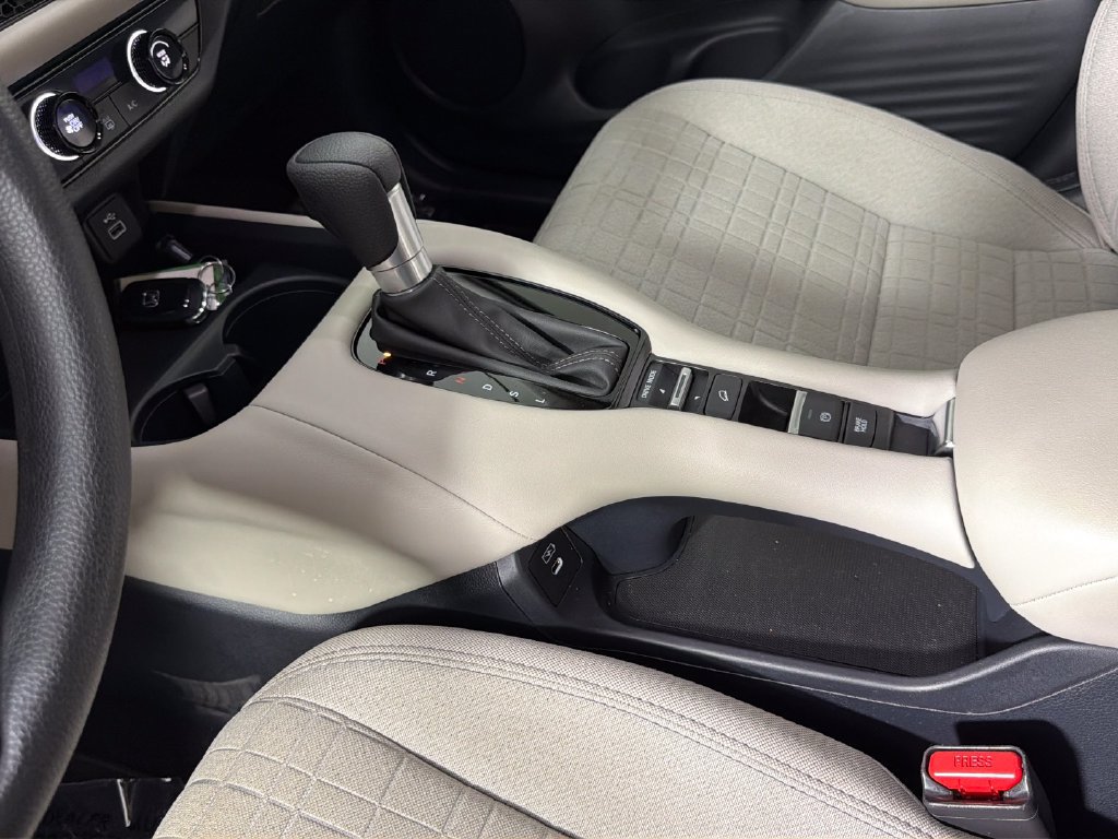 Used 2024 Honda HR-V LX image 24