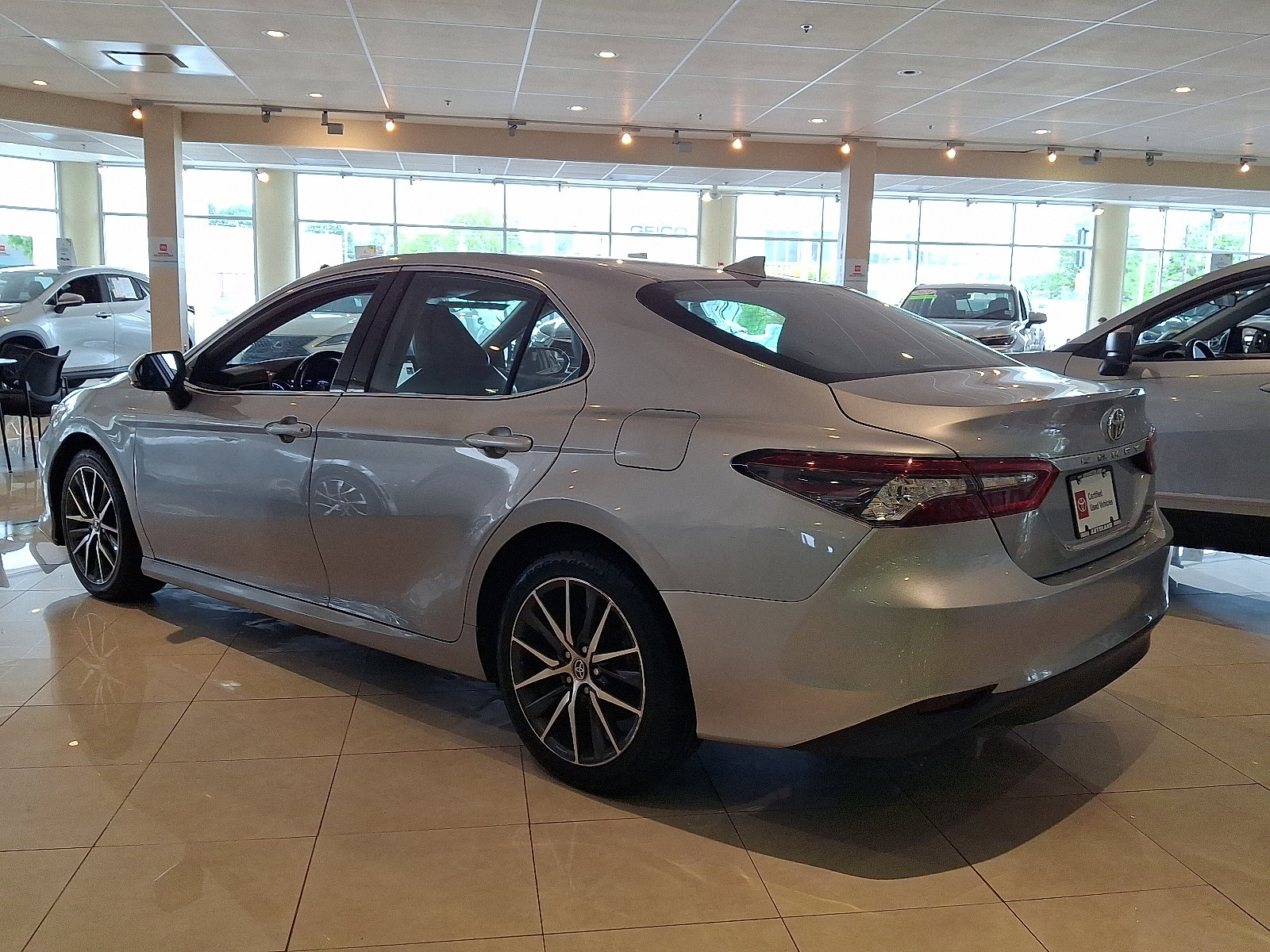 Certified 2021 Toyota Camry XLE AWD/4WD image 5