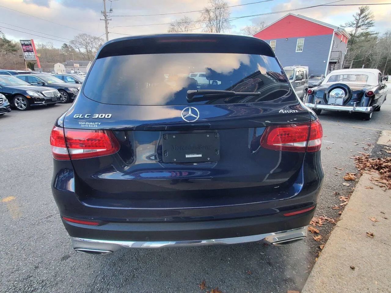 Used 2017 Mercedes-Benz GLC 300 4MATIC image 5